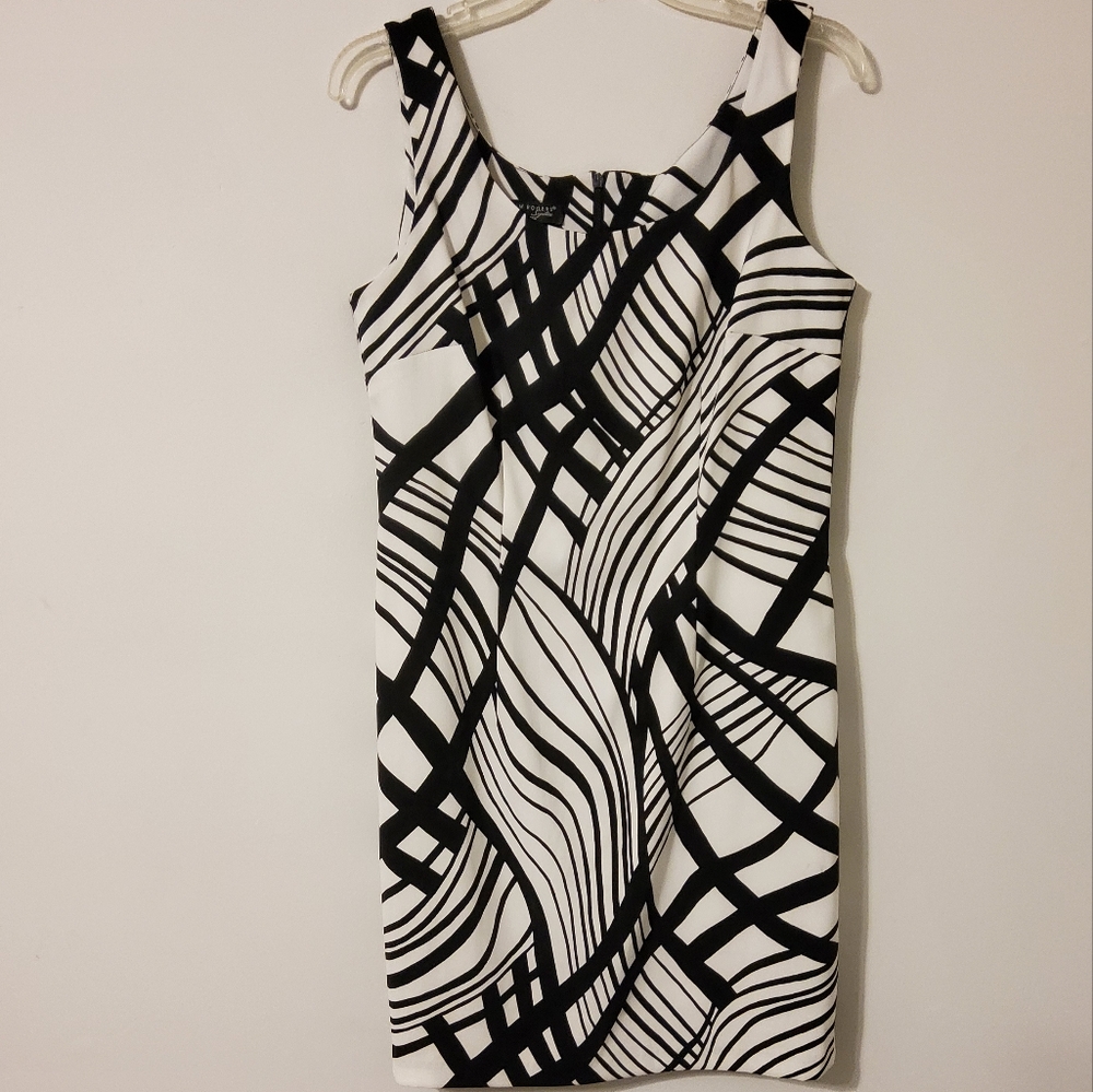 Kim Rogers Signature Stretch White/Black Sleeveless Sheath Dress Size 10